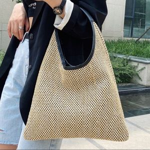 NWOT Women’s Straw Tote Bag